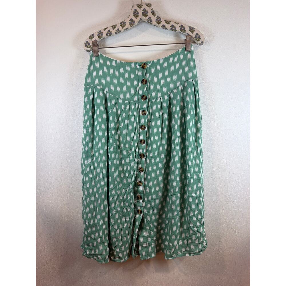 Everly patterned green and white skirt